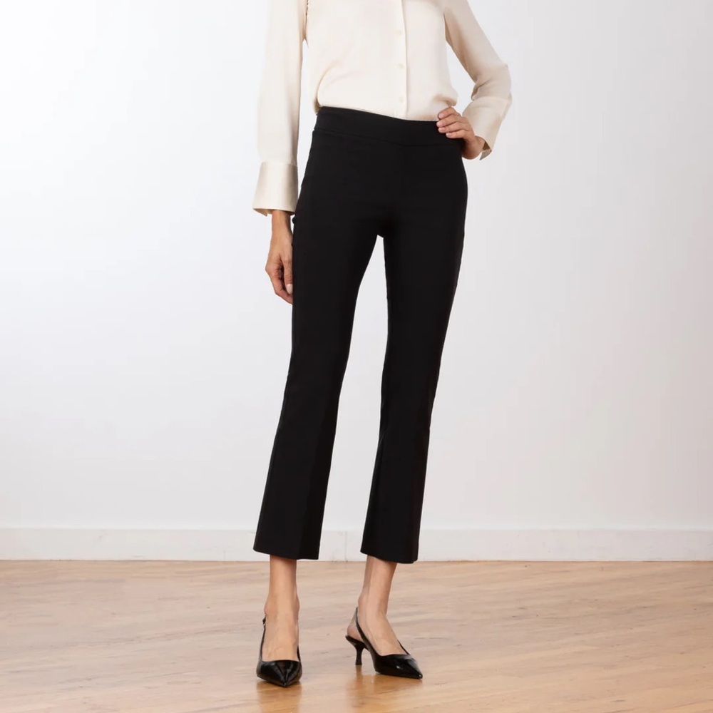 Avenue Montaigne Leo Signature Pant in Black